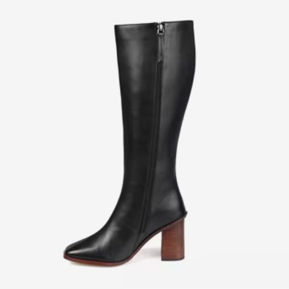 Black Heeled Boots with Chunky Heel - Picture 3 of 4